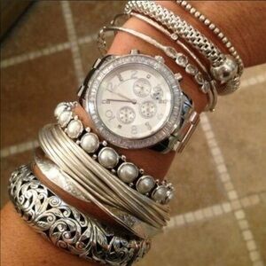 Silpada Bracelet Filigree Bangle Substantial Sterling Silver with safety chain